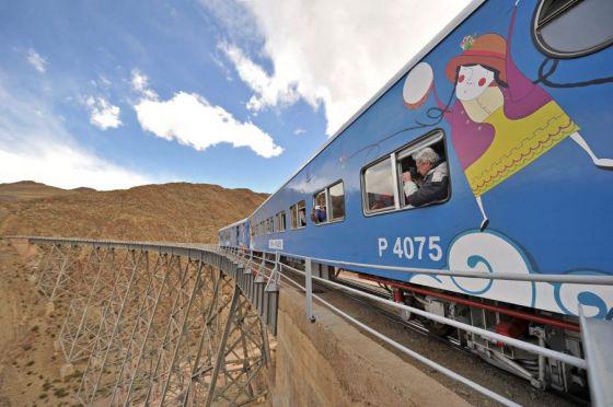 tren a las nubes