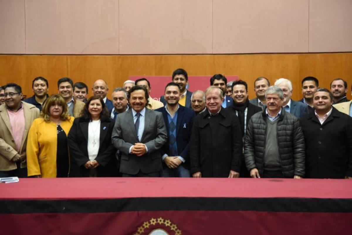 Sáenz con intendentes