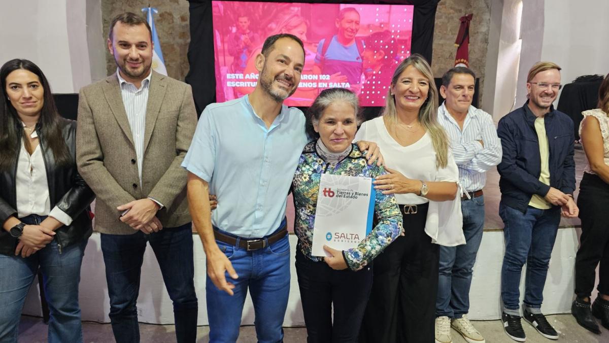 Emiliano Durand - Tierras