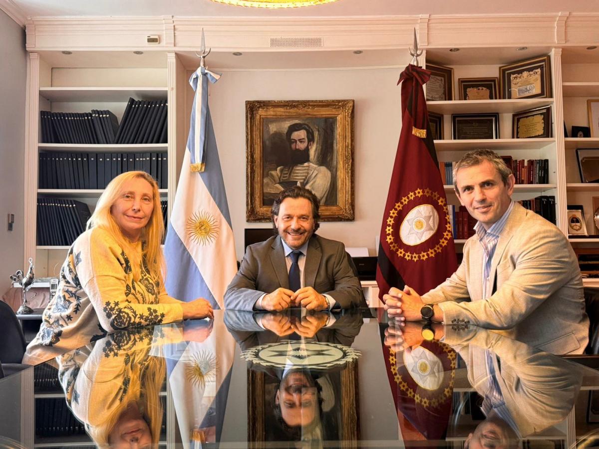Sáenz con Milei y Menem