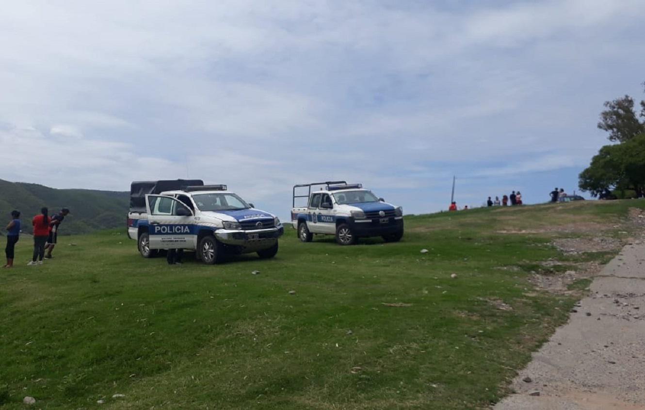 policía