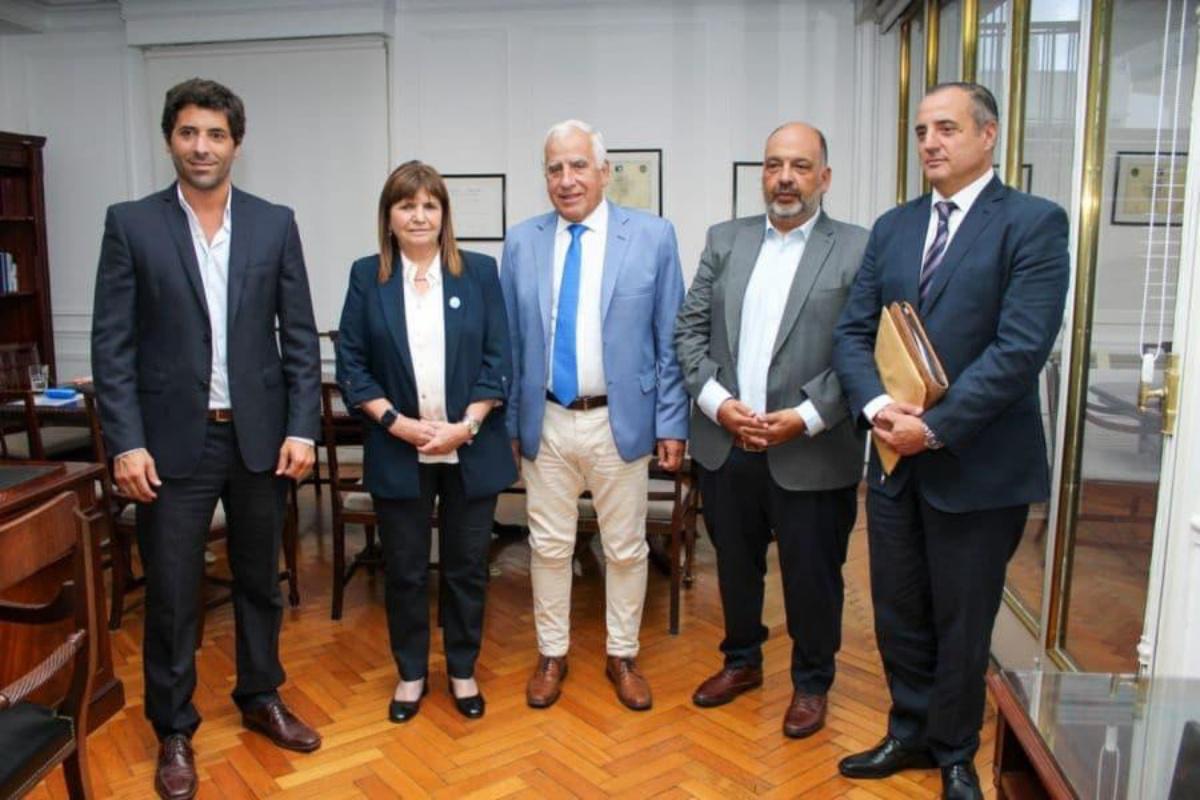 Bullrich - Domínguez