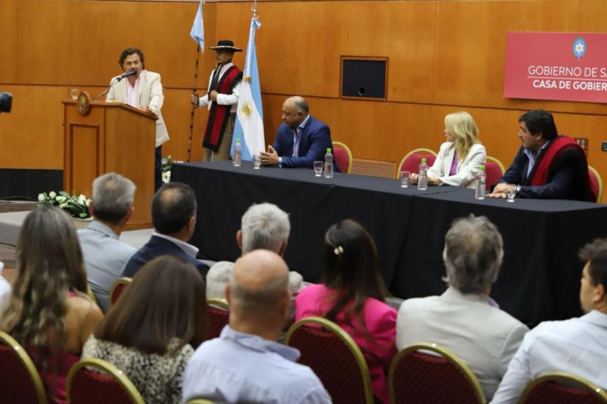 Gustavo Sáenz