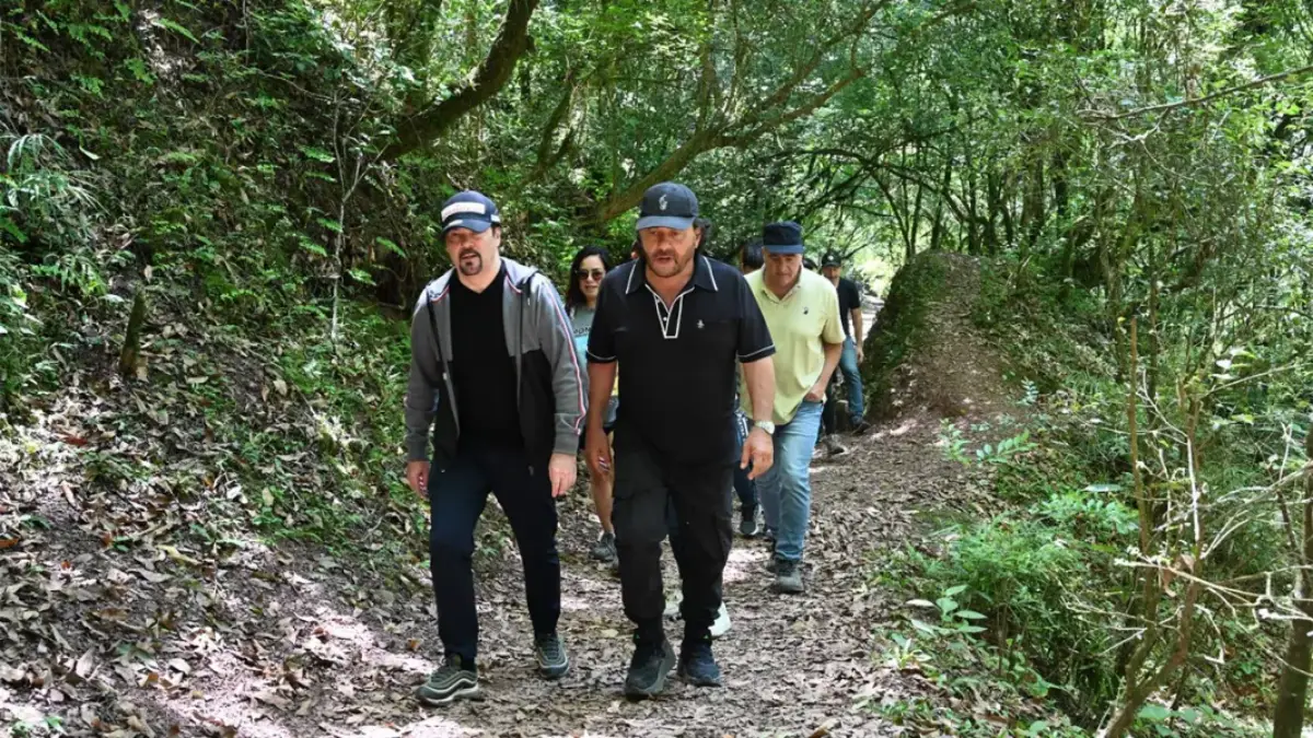 Sáenz con el Embajador de Francia