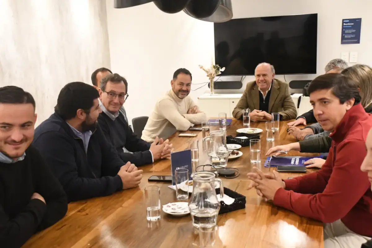 Emiliano Durand con Empresarios