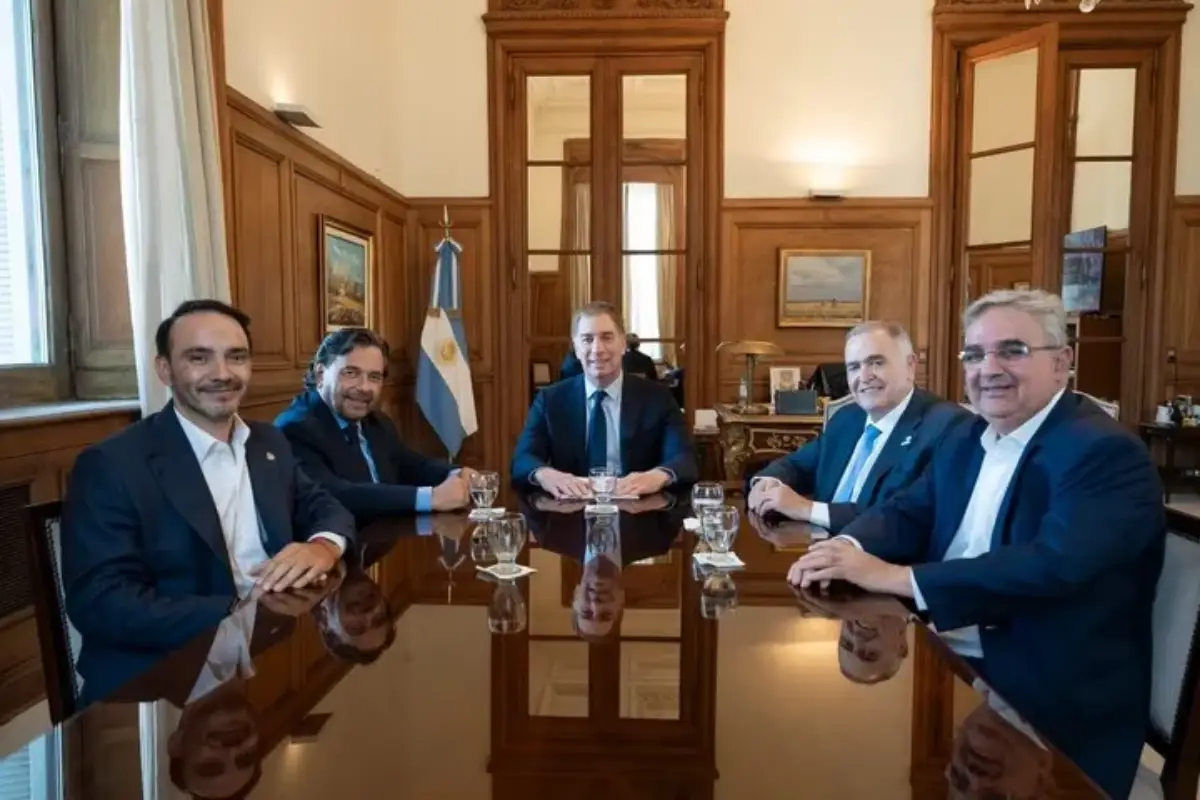 Santilli con Gobernadores