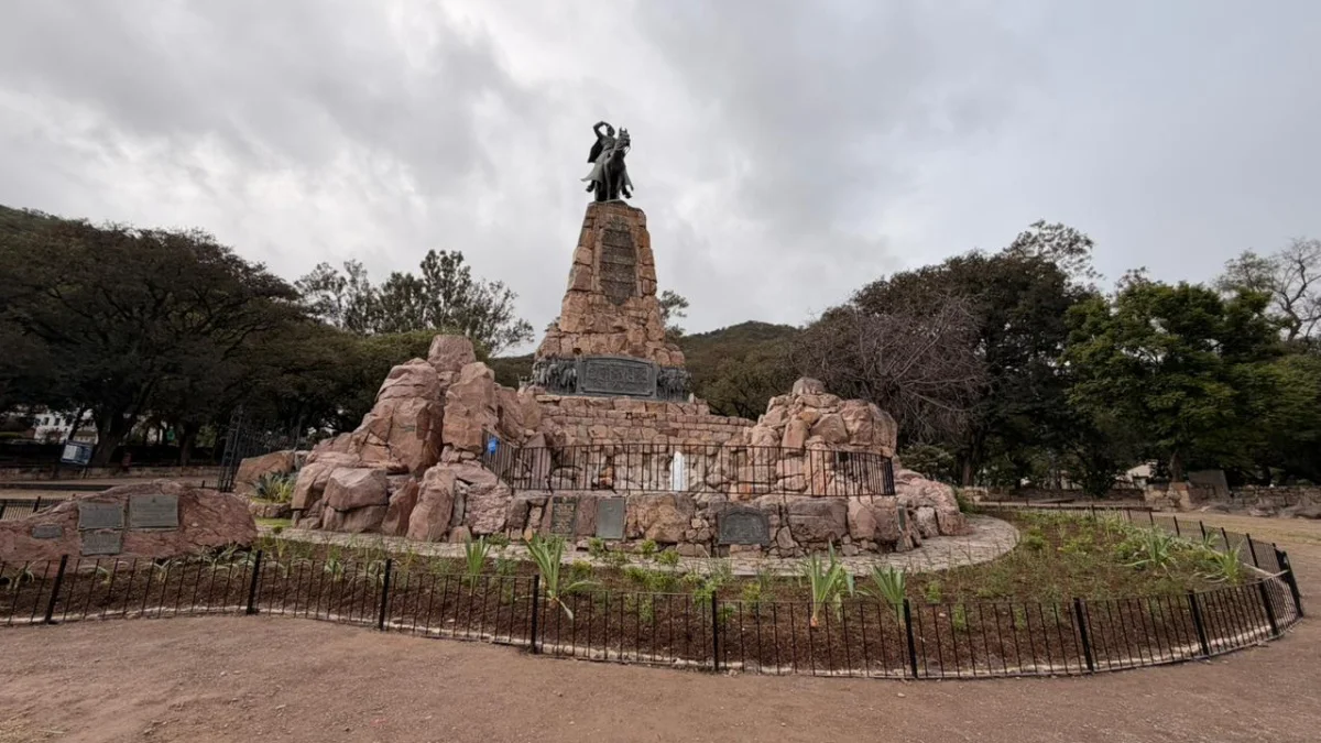 Monumento a Güemes
