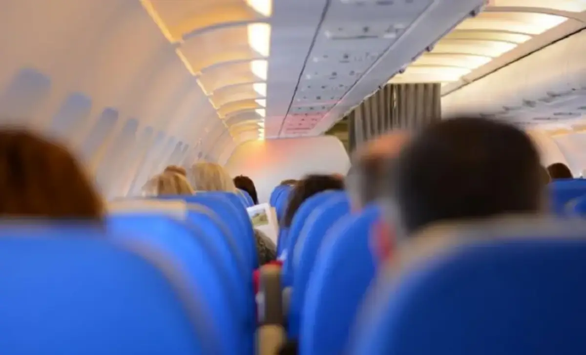 Avión
