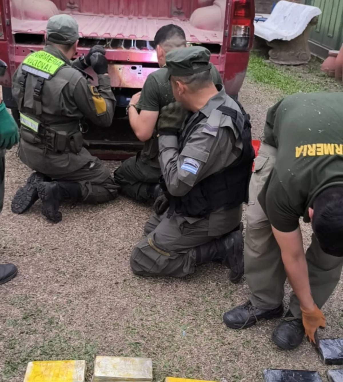 Doble Fondo - Camioneta