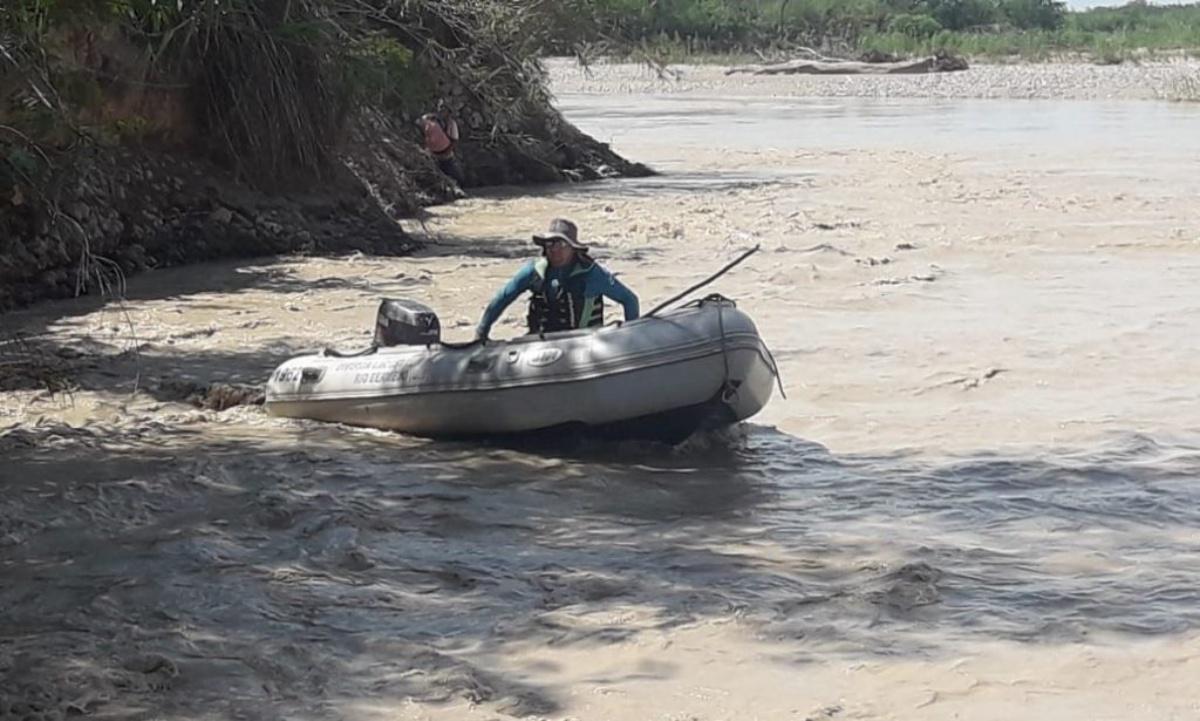 Policía río