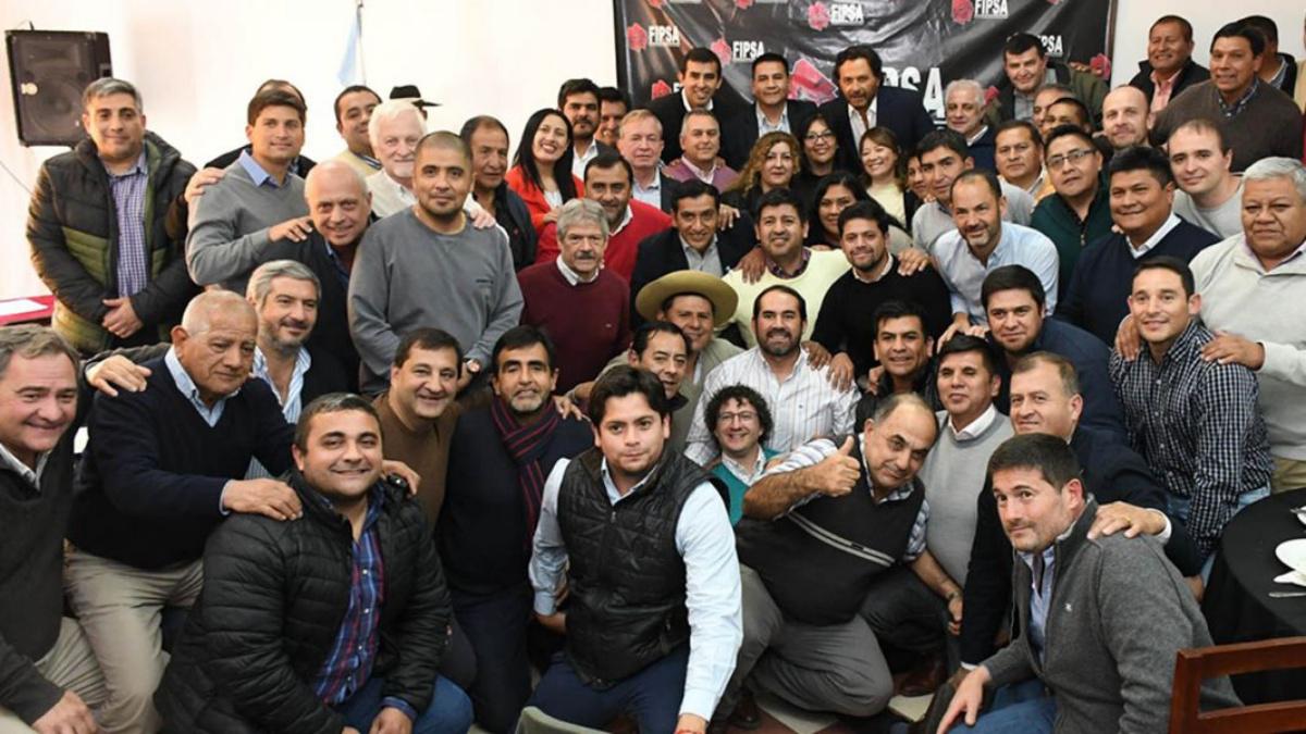 Sáenz con intendentes