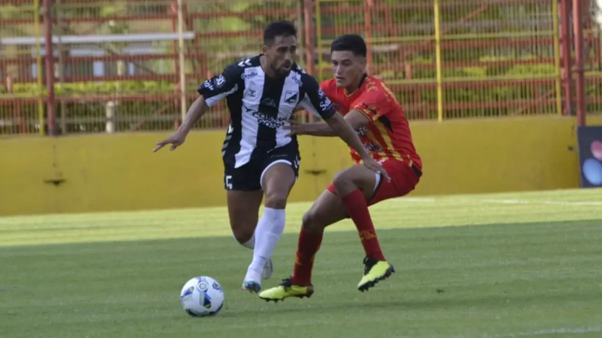 Central vs. Boca
